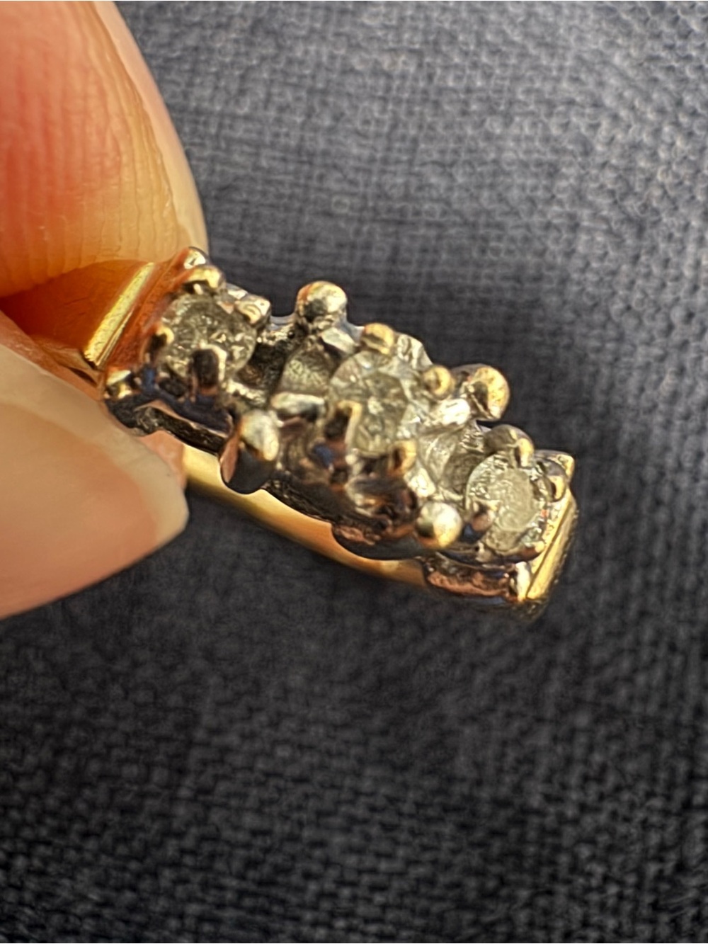 10k Gold Three-Stone Diamond Ring - Picture 5 of 6